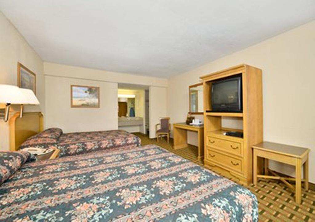 Bayview Inn And Suites Atlantic City Room photo
